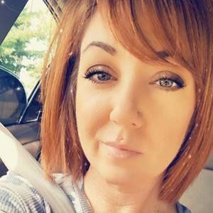 Meet your Posher, Stefanie